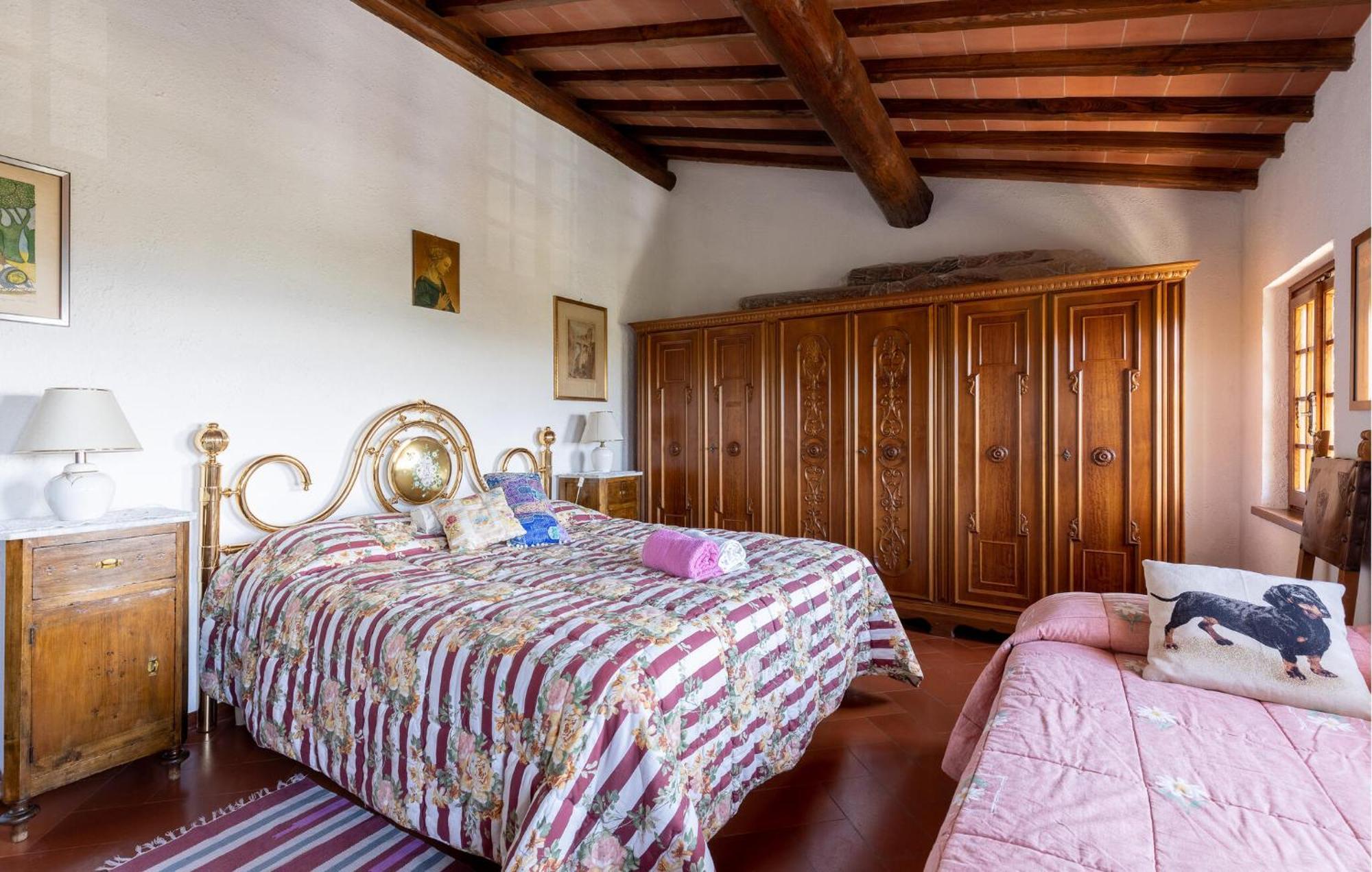 Beautiful Home In Uzzano Pt With Kitchen Zewnętrze zdjęcie